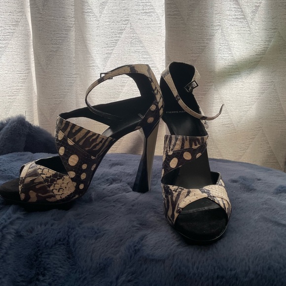 Designer shoes for women - Picture 4 of 7